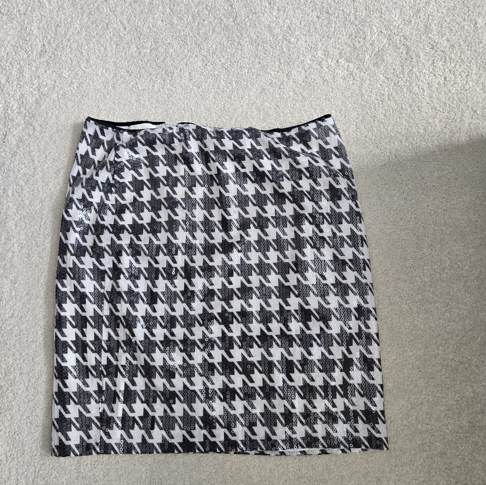 Carmen Skirt Sz 10 med